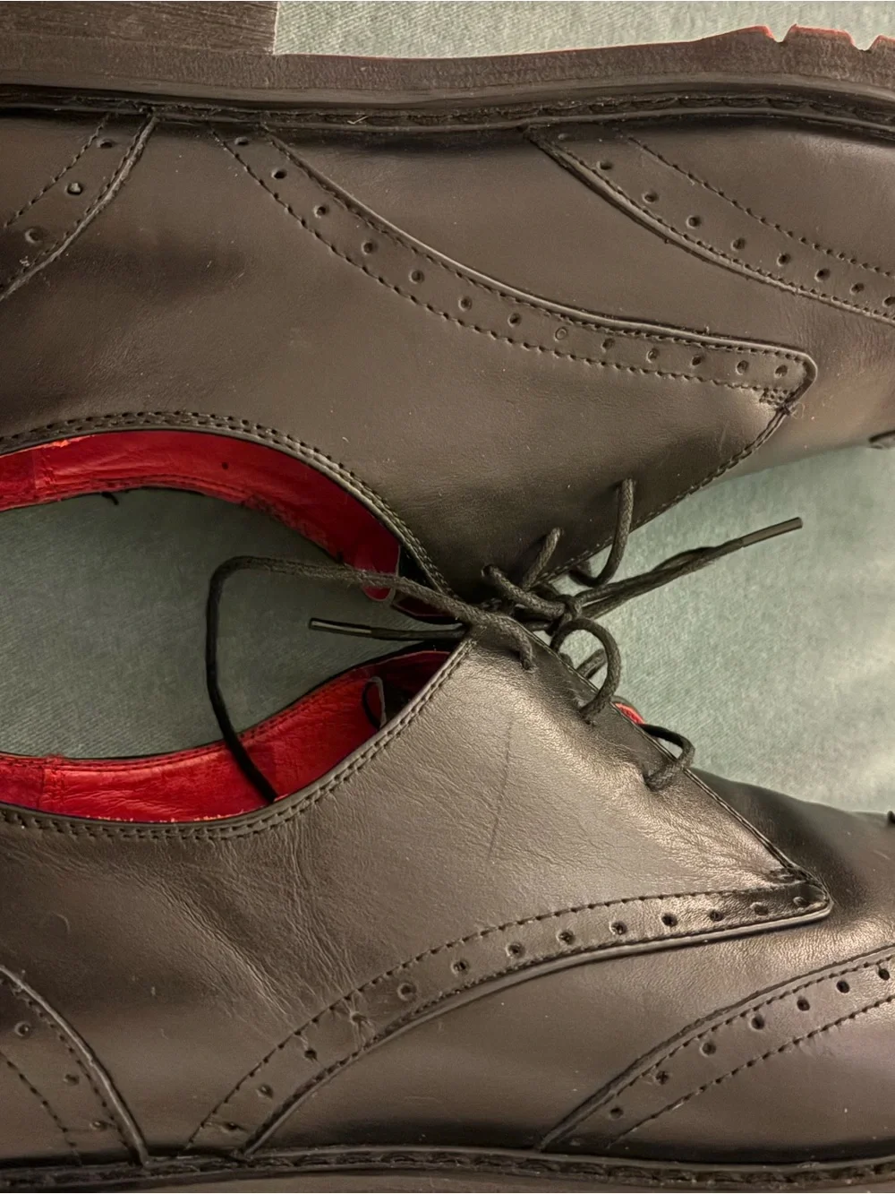 Robert Wayne Black Leather Wingtip Oxfords with Red Lining